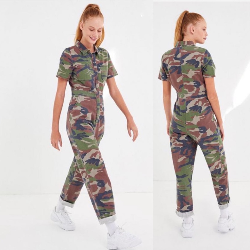 URBAN OUTFITTERS CAMO FLIGHT JUMPSUIT COVERALLS
